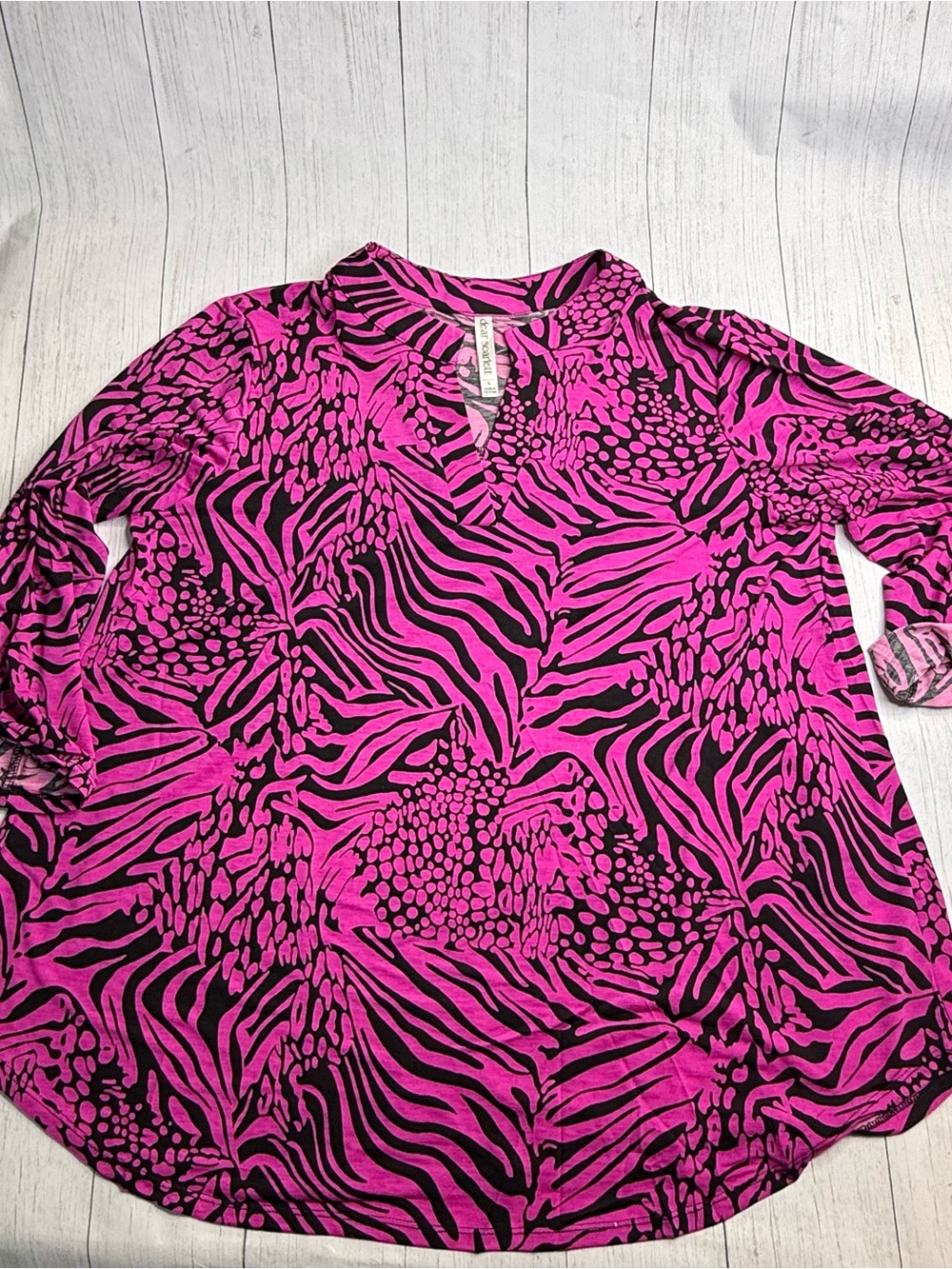 Dear Scarlett Lizzy Top Magenta Black Zebra Animal Print 3/4 Sleeve NWT Sz Large - Picture 2 of 12
